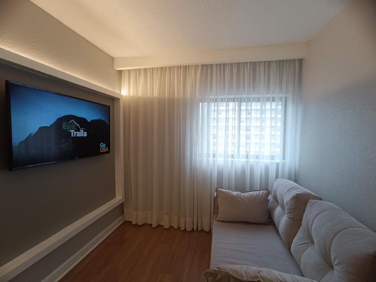 Apartment Apto-flat Excelente Localizacao Centro-batel - Somente Familiares *