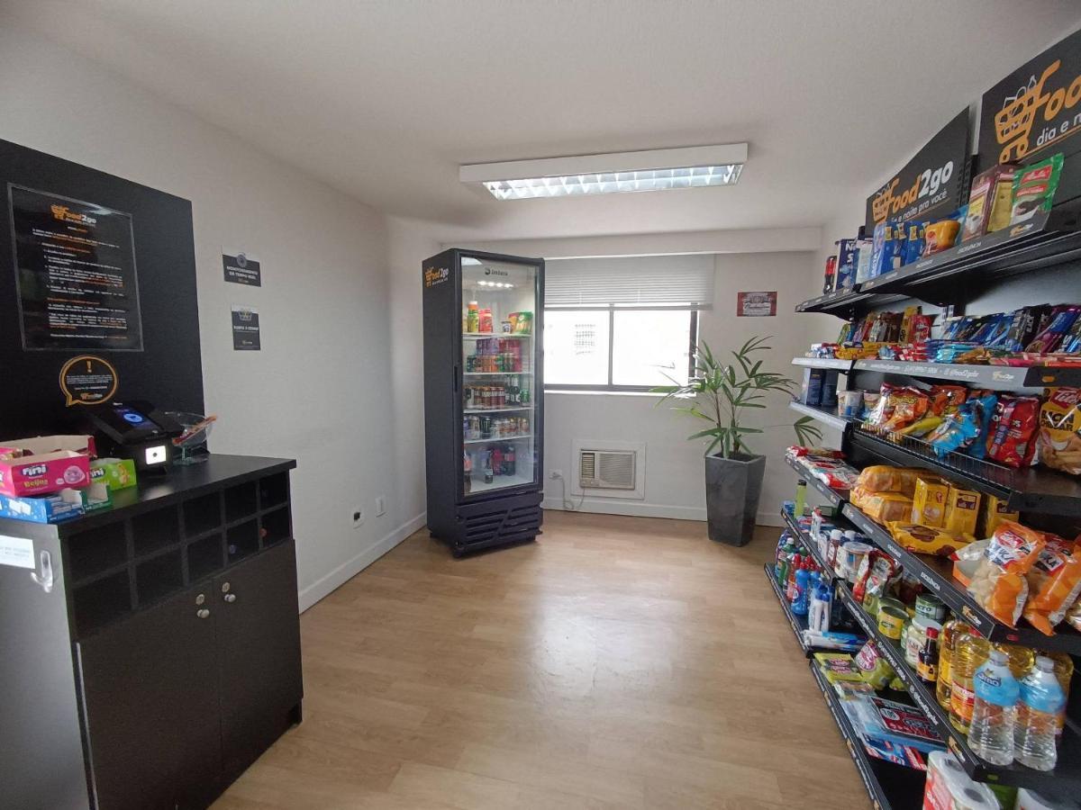 Apto-flat Excelente Localizacao Centro-batel - Somente Familiares Apartment Curitiba
