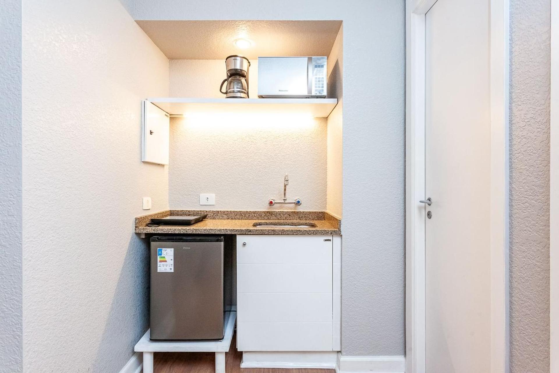 Apartment Apto-flat Excelente Localizacao Centro-batel - Somente Familiares