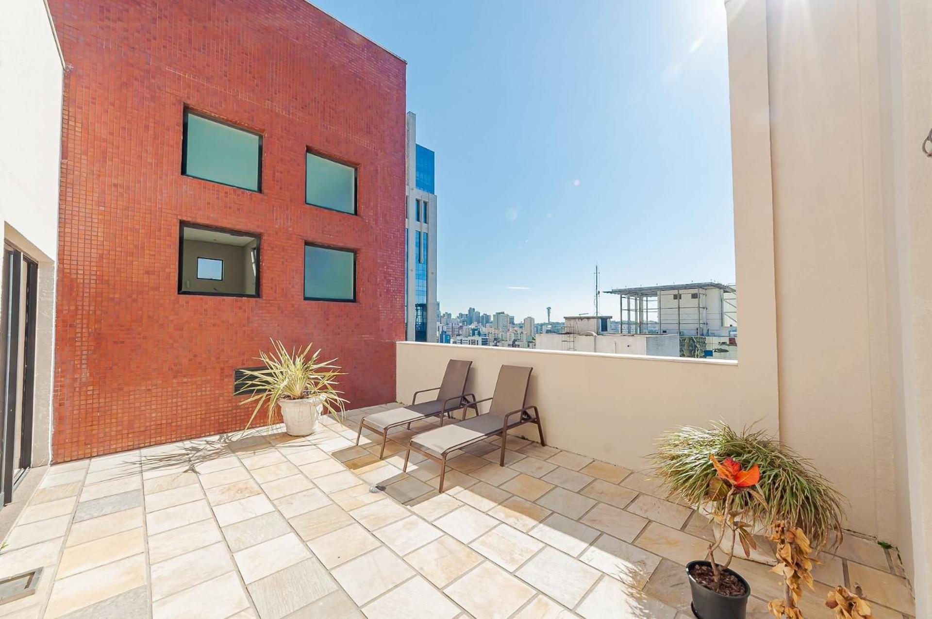 Apartment Apto-flat Excelente Localizacao Centro-batel - Somente Familiares